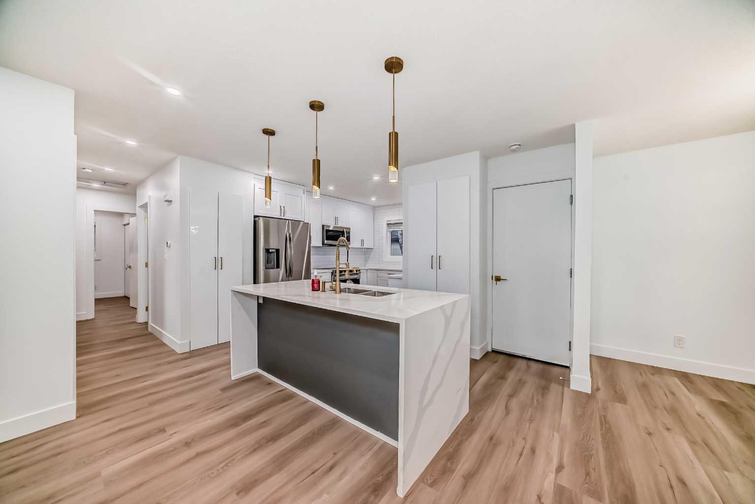 304 Huntbourne Hill NE