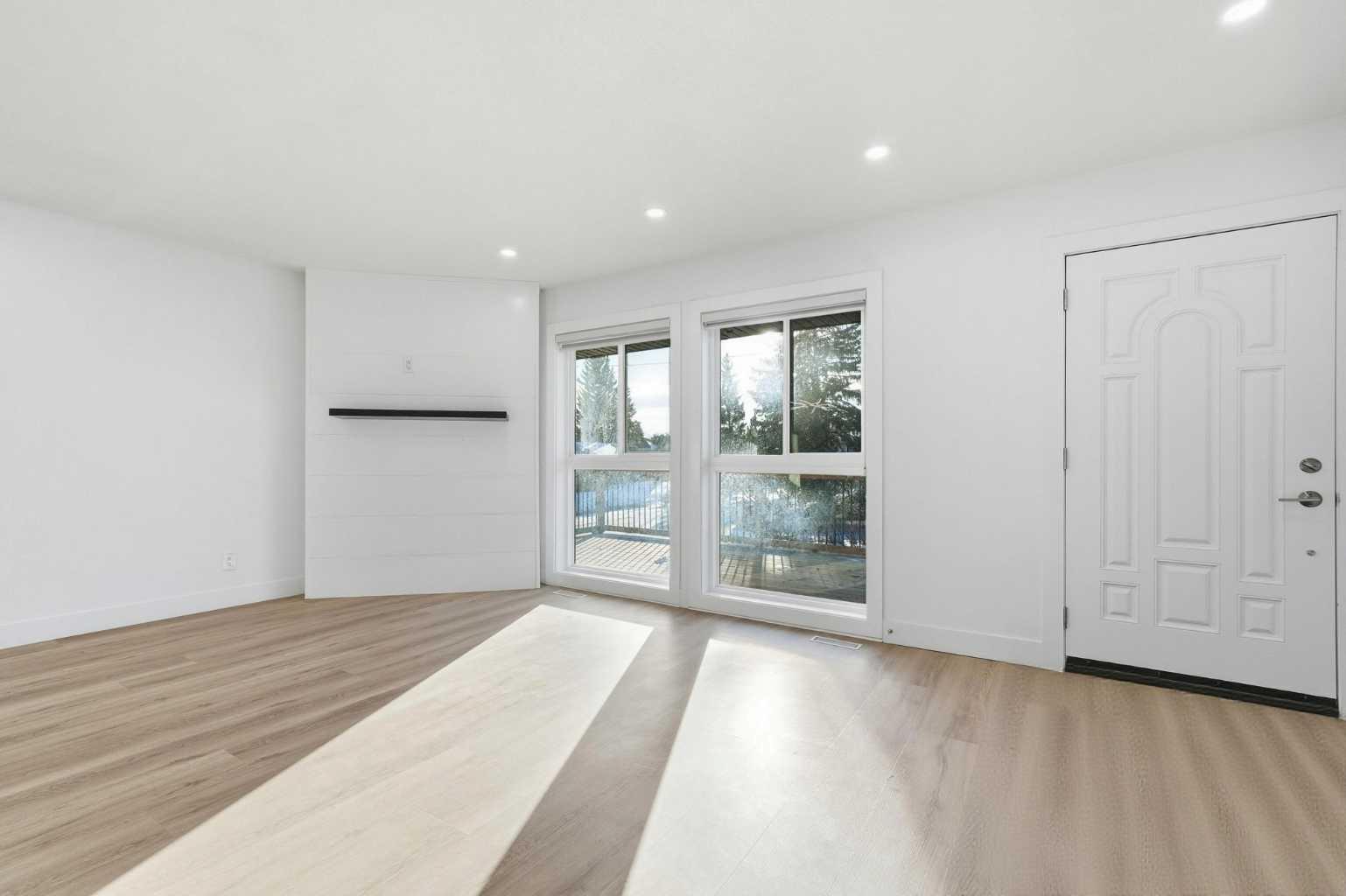 304 Huntbourne Hill NE