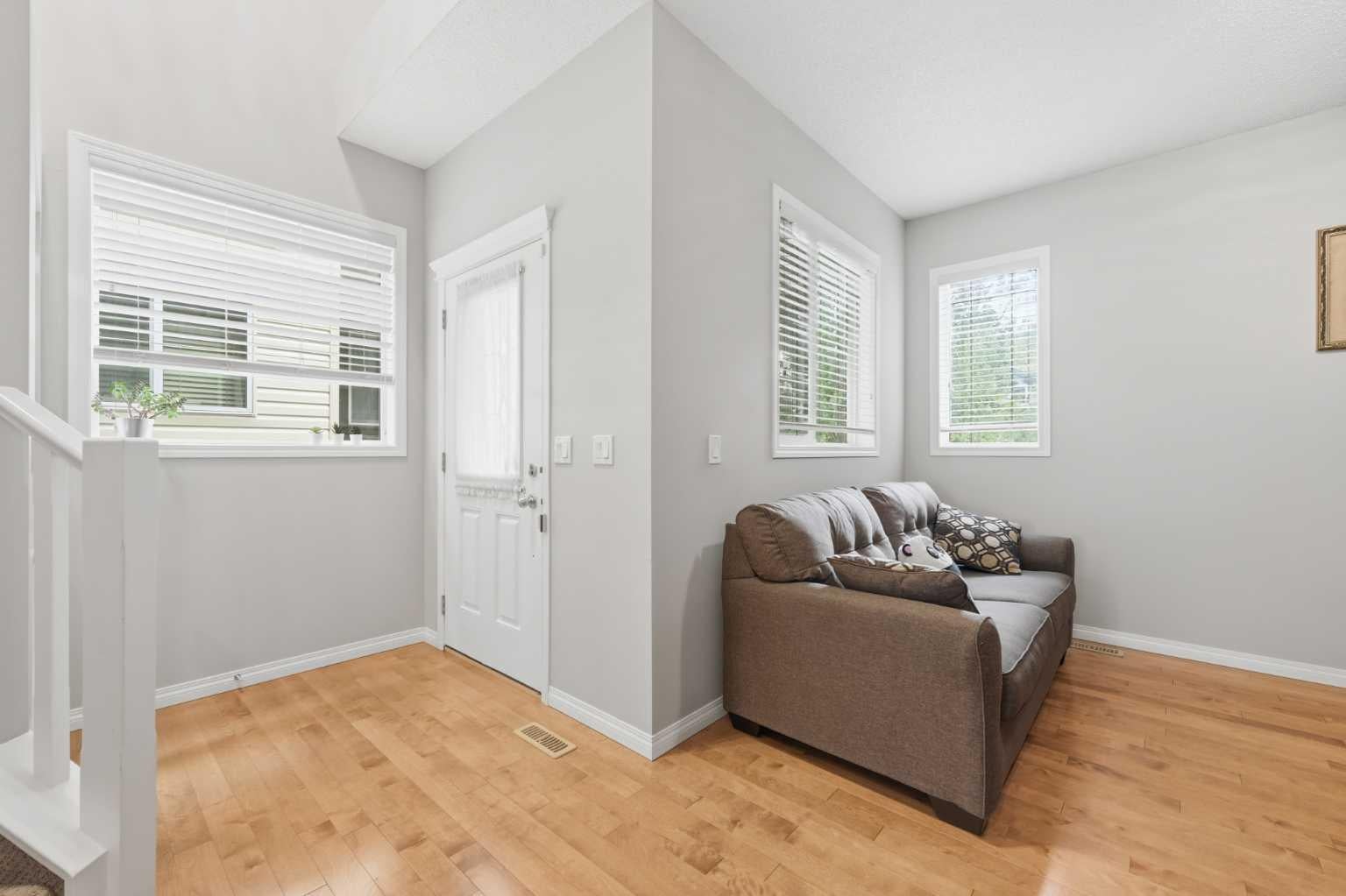 172 Sherwood Mews NW