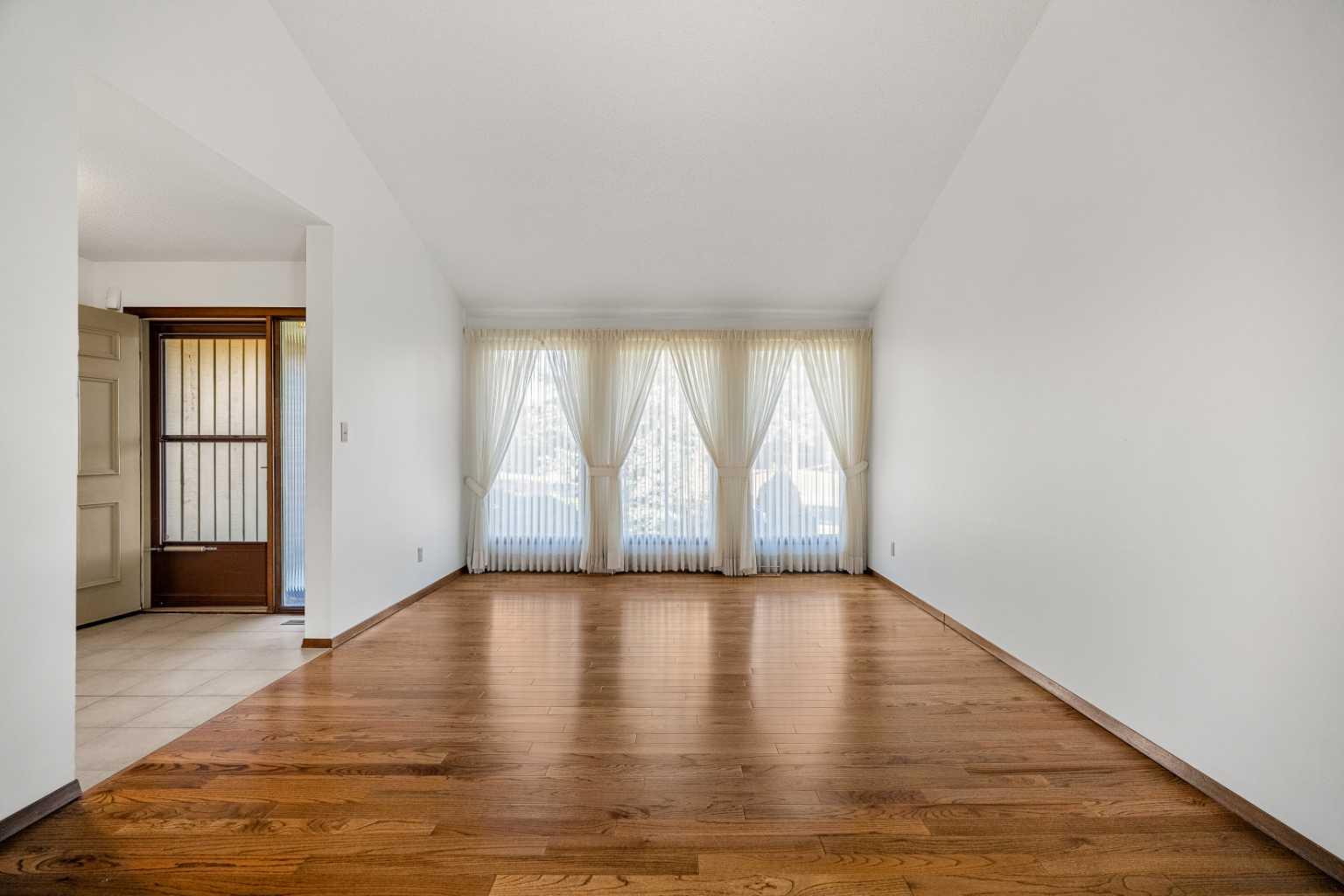 720 Parkvalley Road SE