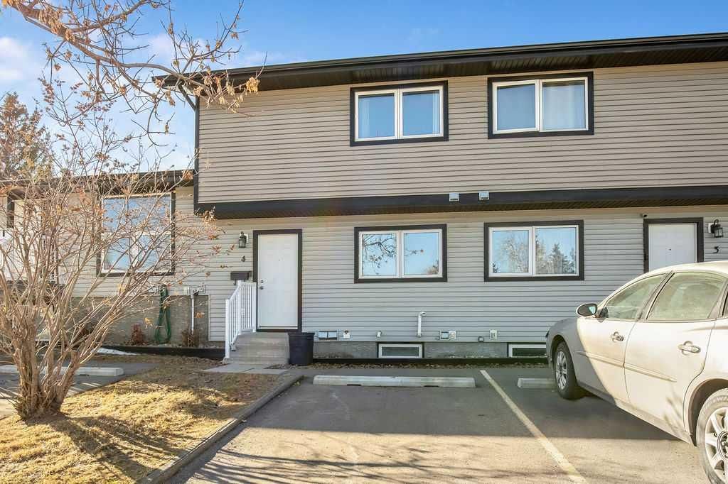 Photo of 51 Big Hill Way SE #4, Airdrie, AB T4A 1M7 (MLS # A2286365)