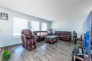 304 Whitefield Drive NE