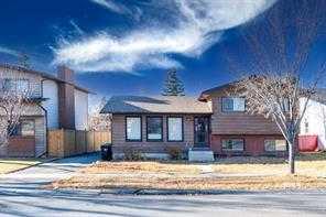304 Whitefield Drive NE