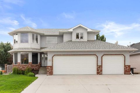 Photo of 120 Prairie Drive NE, Medicine Hat, AB T1C 1S3 (MLS # A2320887)