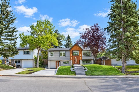 Photo of 6208 Dalton Drive NW, Calgary, AB T3A 1E3 (MLS # A2353001)