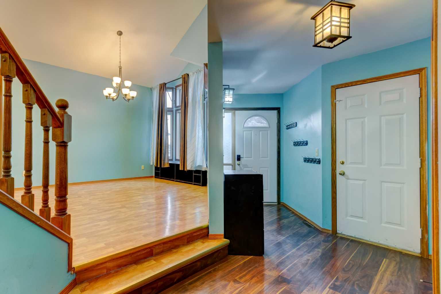 184 Riverbend Drive SE