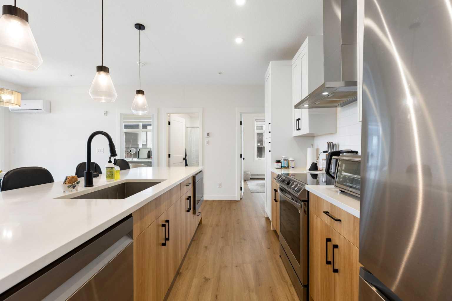 200 Seton Circle SE 6103