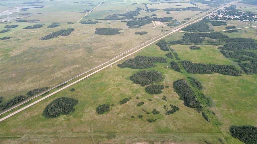 Photo of 4-8-41-34-NW 13 Highway, Amisk, AB T0B 0B0 (MLS # A2346005)