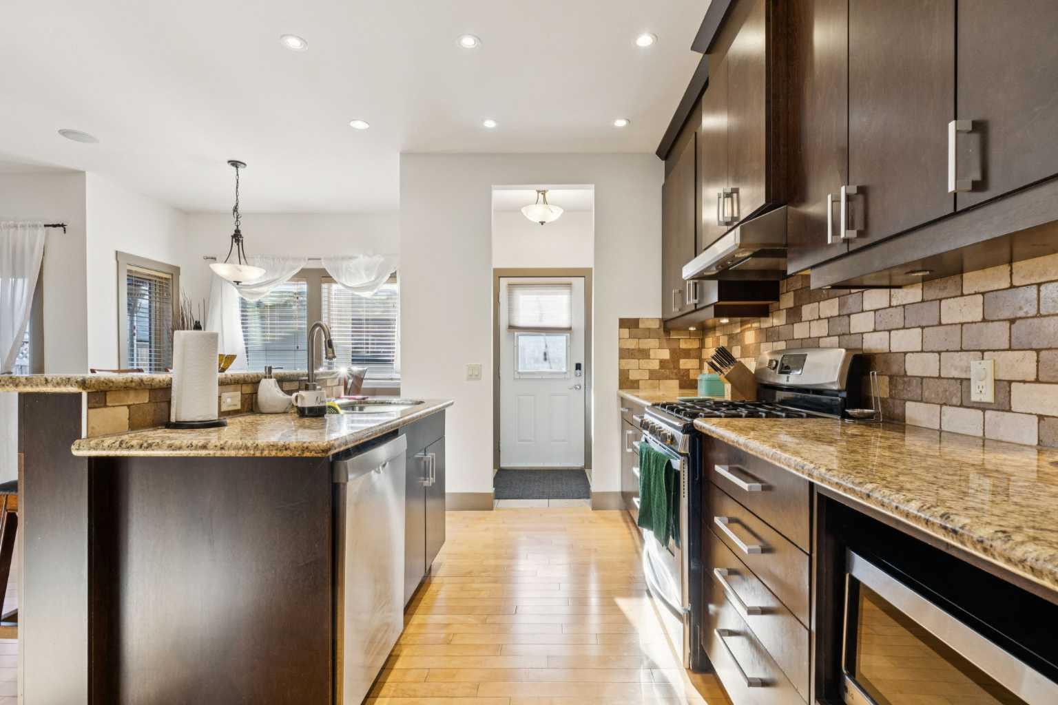 1827 Westmount Road NW