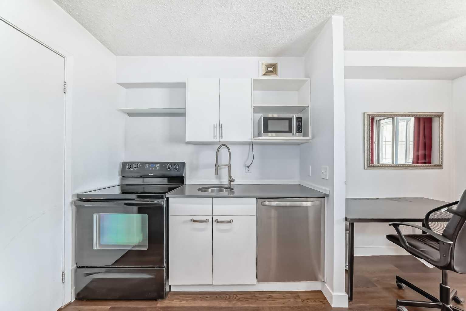 111 14 Avenue SE 504