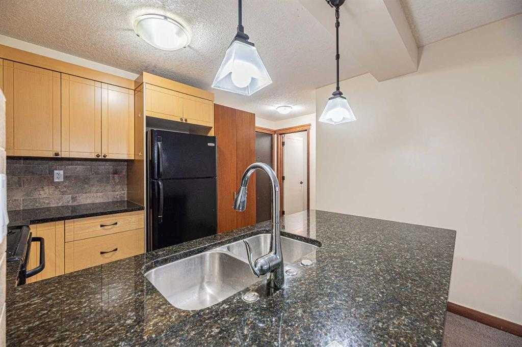 920 68 Avenue SW 111