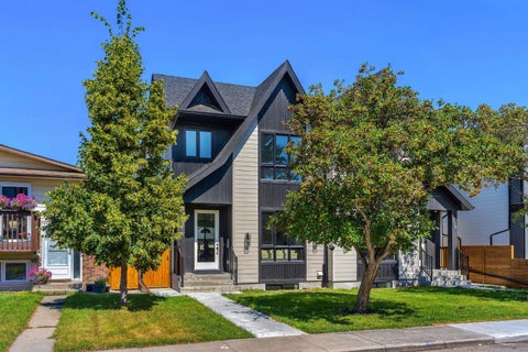 Photo of 520 22 Avenue NW, Calgary, AB T2M 1N6 (MLS # A2337664)