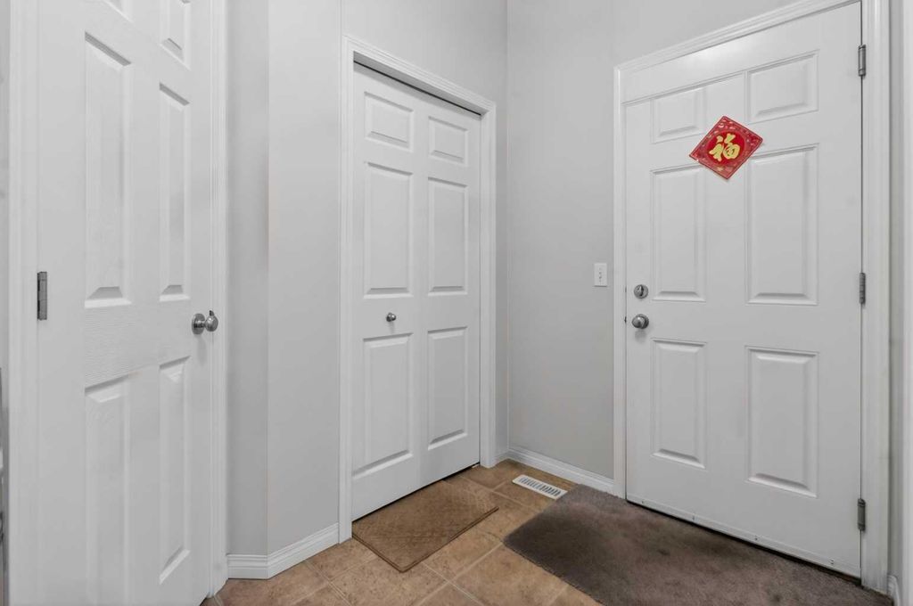 Photo of 156 Saddlecrest Park NE, Calgary, AB T3J 5L5 (MLS # A2310676)