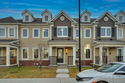 158 Cityside Grove NE Calgary AB T3N 1C9