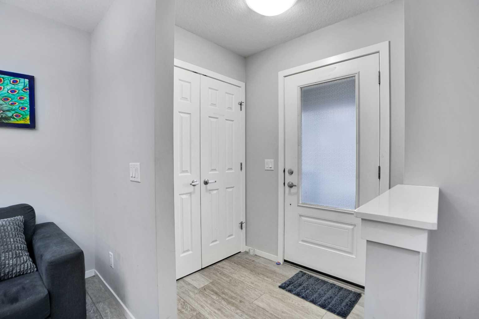 158 Cityside Grove NE