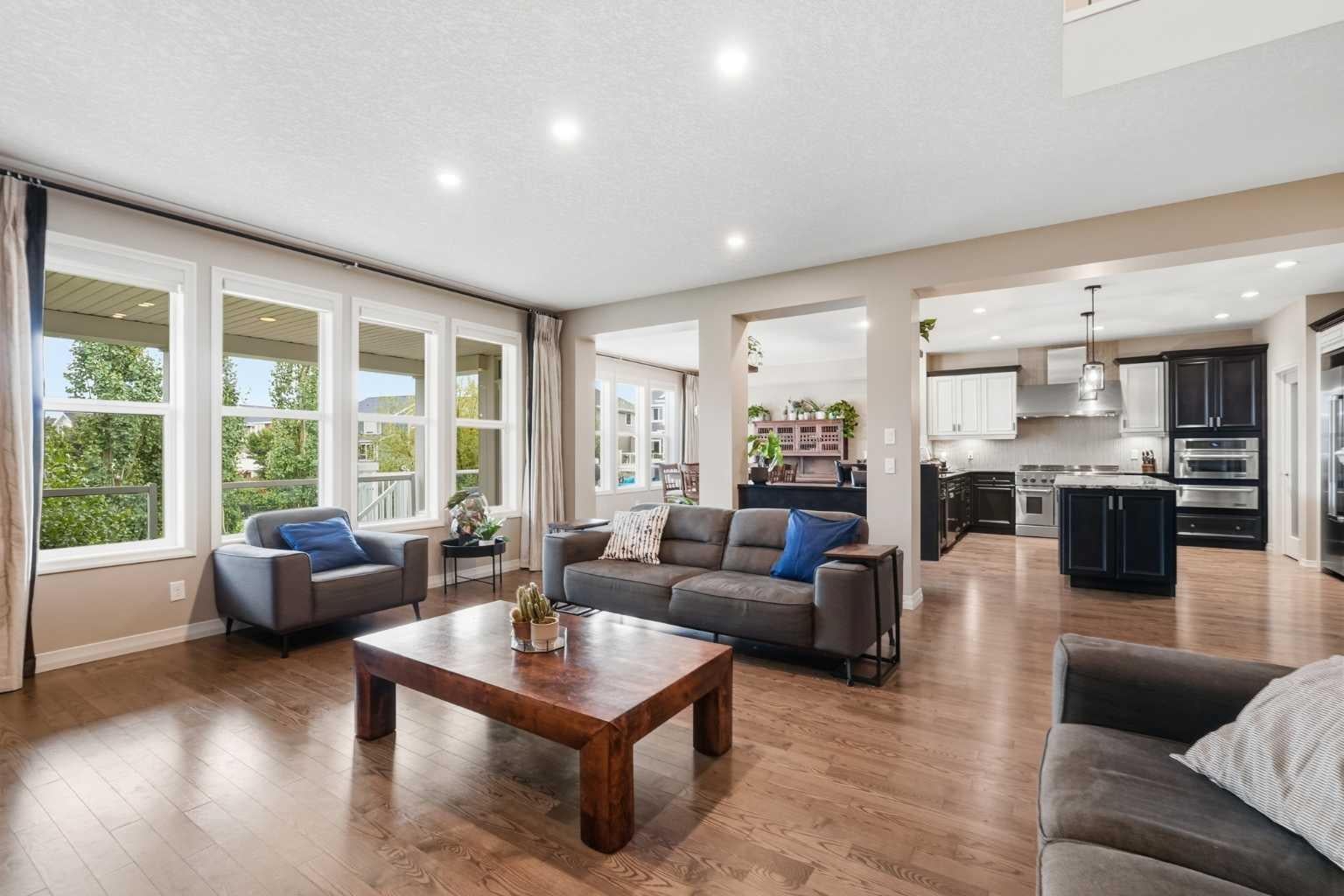 176 Ridge View Close