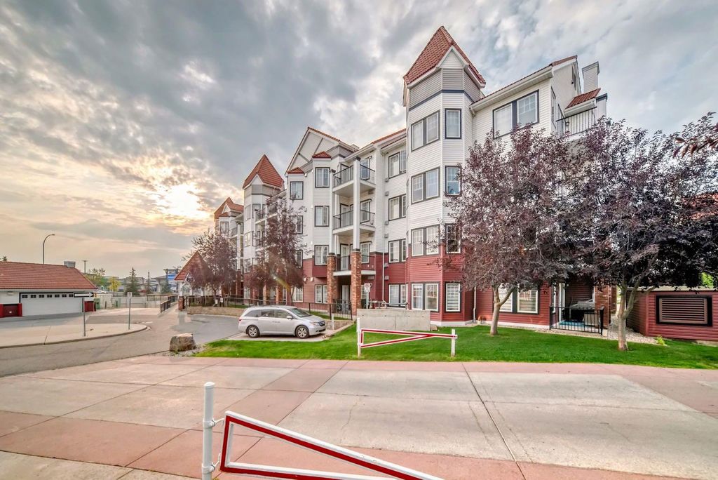 Photo of 60 Royal Oak Plaza NW #120, Calgary, AB T3G 0H7 (MLS # A2311157)