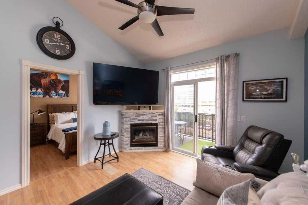 Photo of 112 14 Avenue SE #235, Calgary, AB T2G 1C7 (MLS # A2333247)