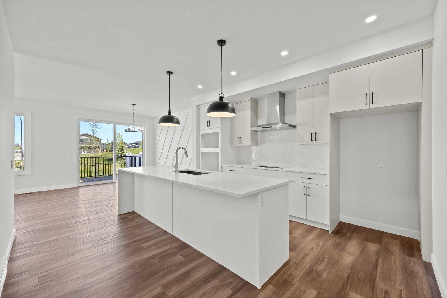 215 Sora Terrace SE