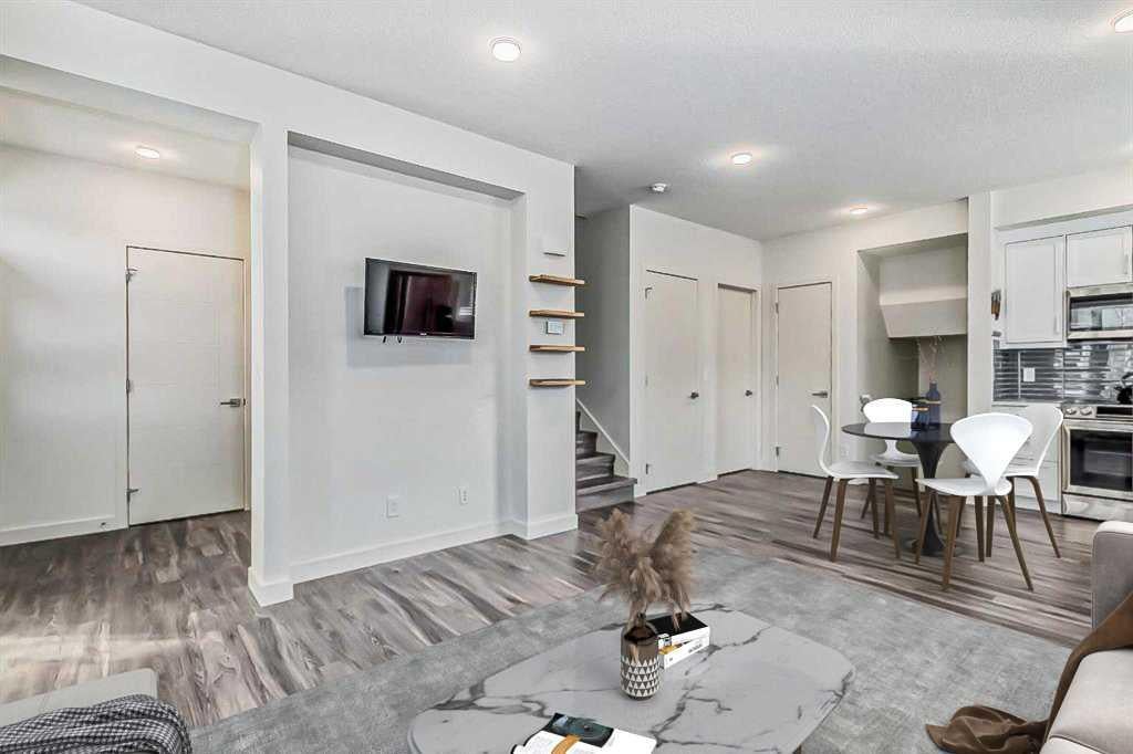 100 Walgrove Court SE 3302