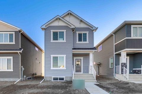 Photo of 463 Chelsea Port Crossing, Chestermere, AB T1X 3H4 (MLS # A2281209)