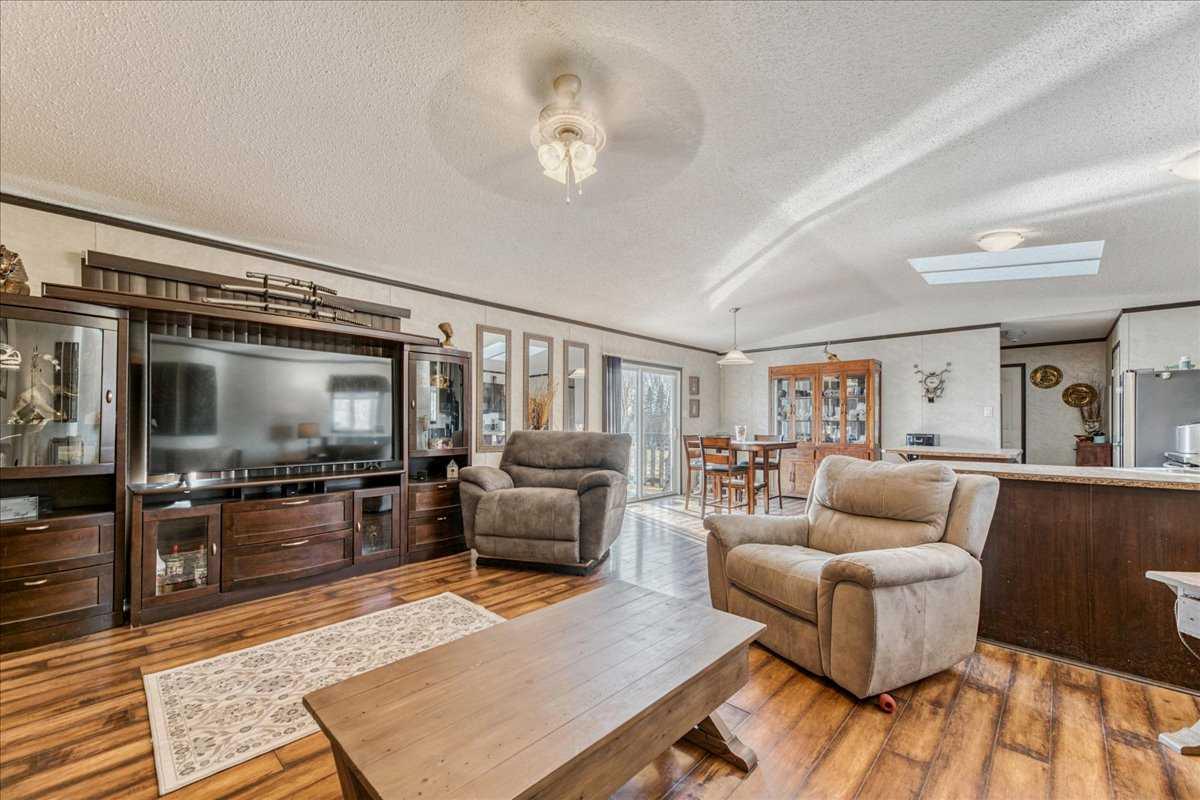 190003 Range Rd 240