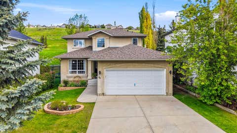 Photo of 44 Gleneagles View, Cochrane, AB T4C 1P1 (MLS # A2311315)