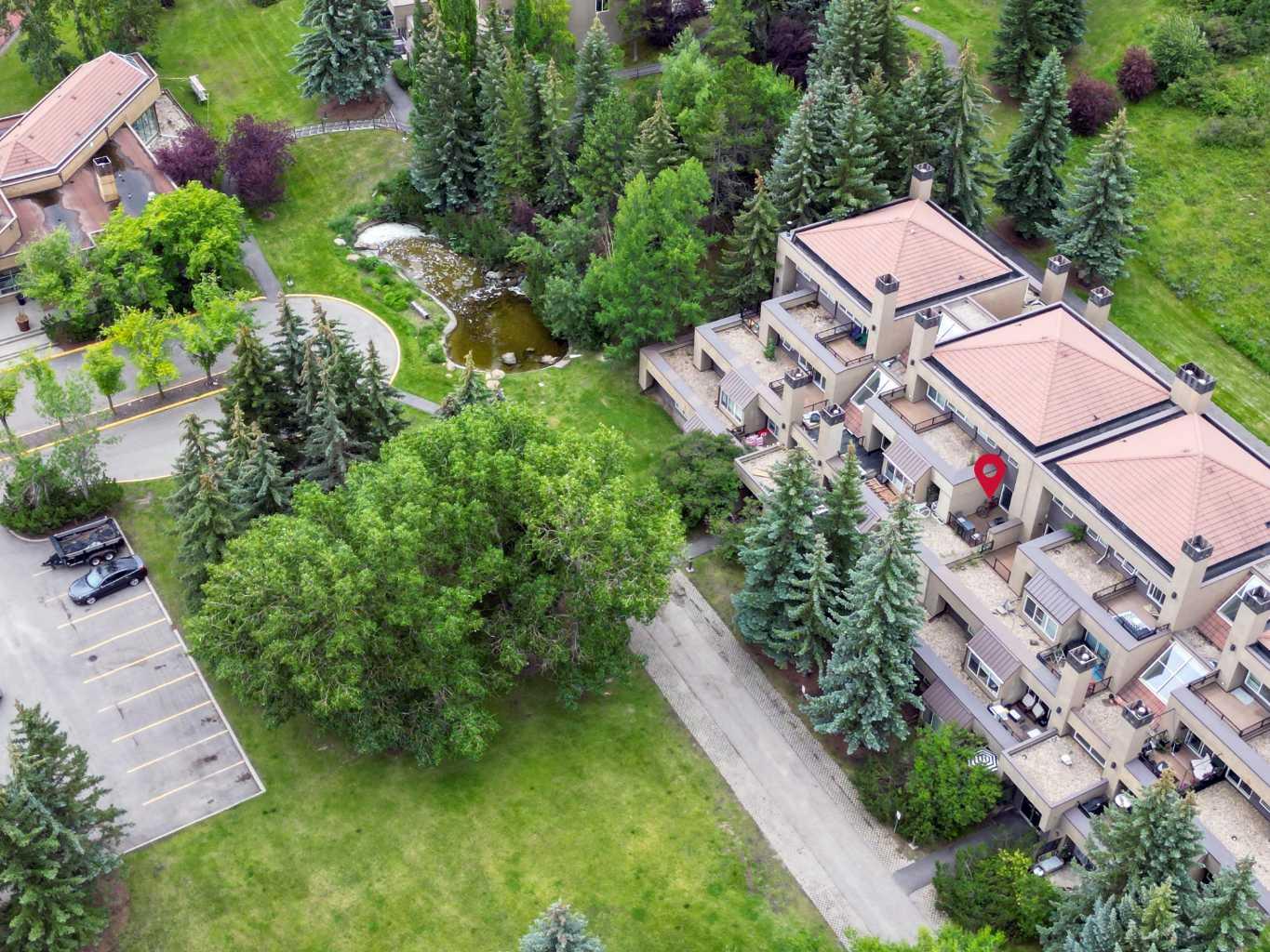 301 Village Mews SW 8