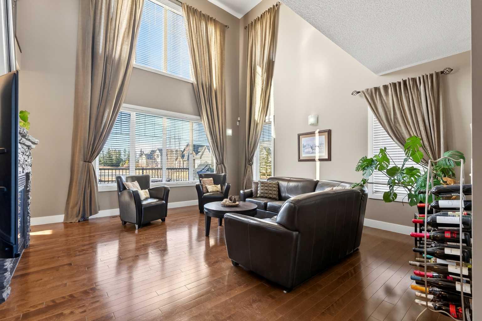 106 Montenaro Crescent