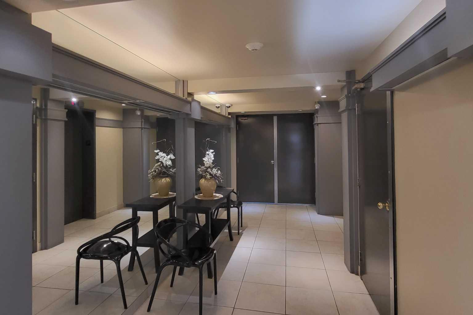 505 Canyon Meadows Drive SW 101