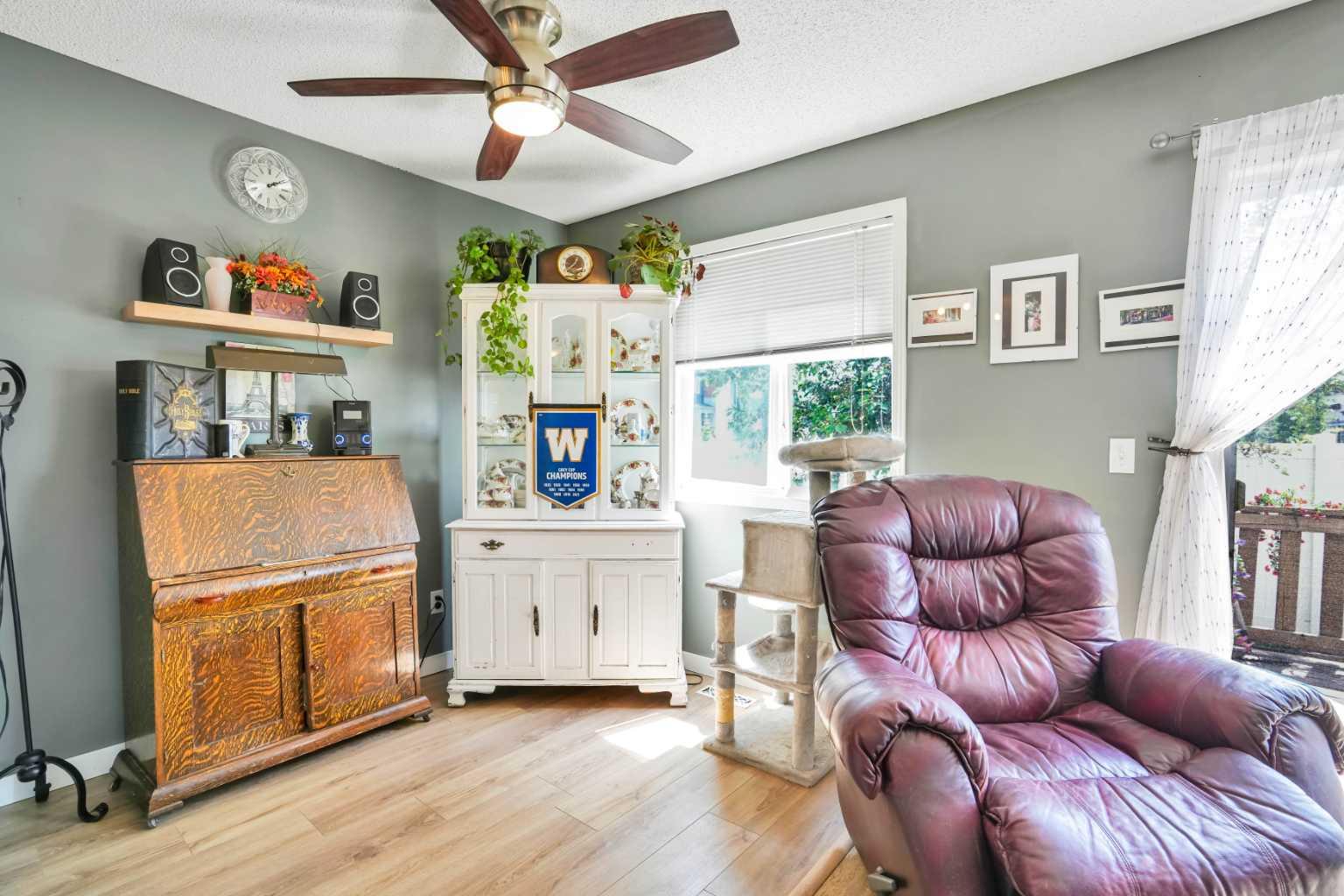760 Railway Gate SW 702