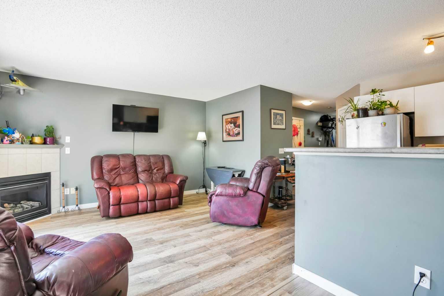 760 Railway Gate SW 702
