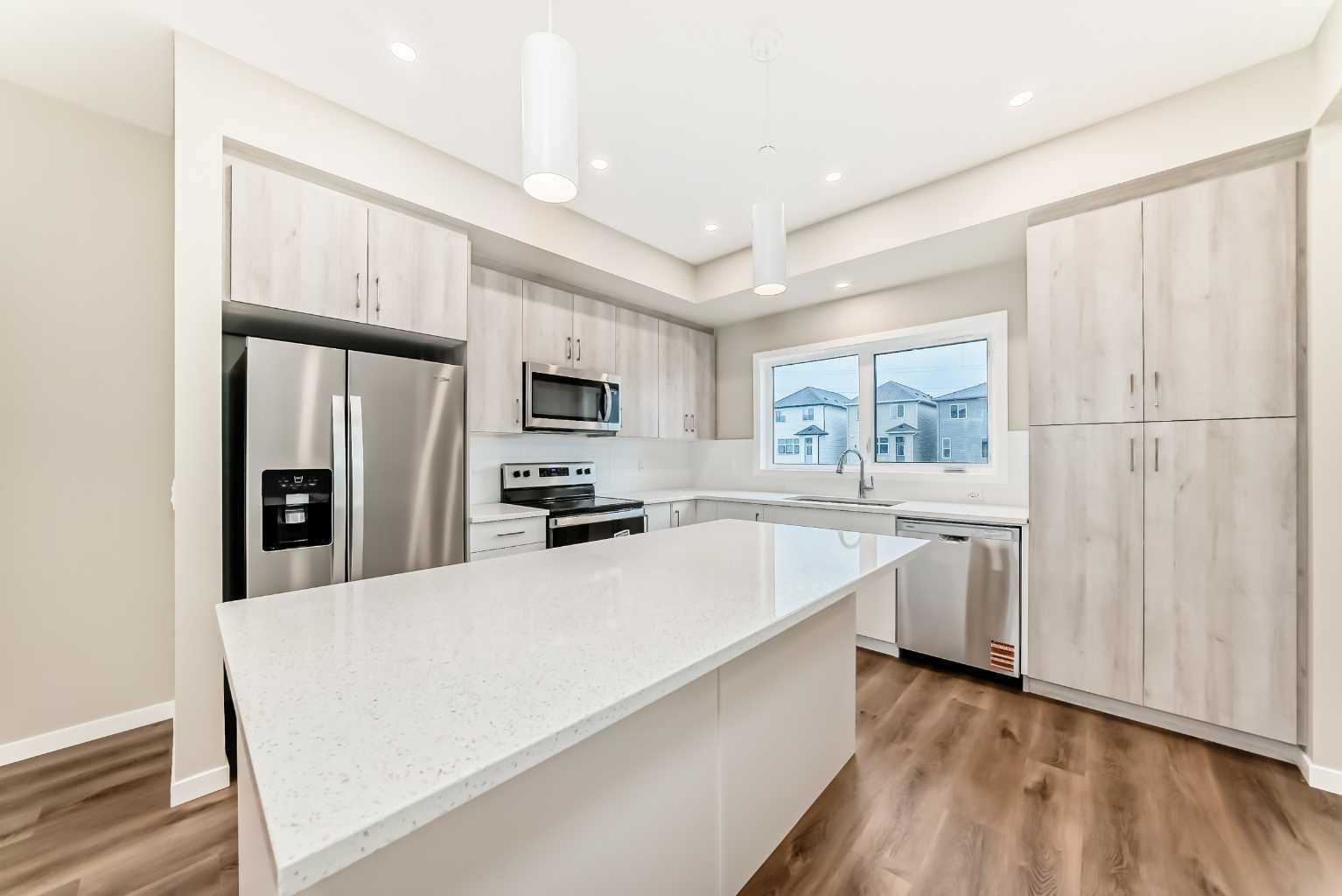 432 Hotchkiss Drive SE