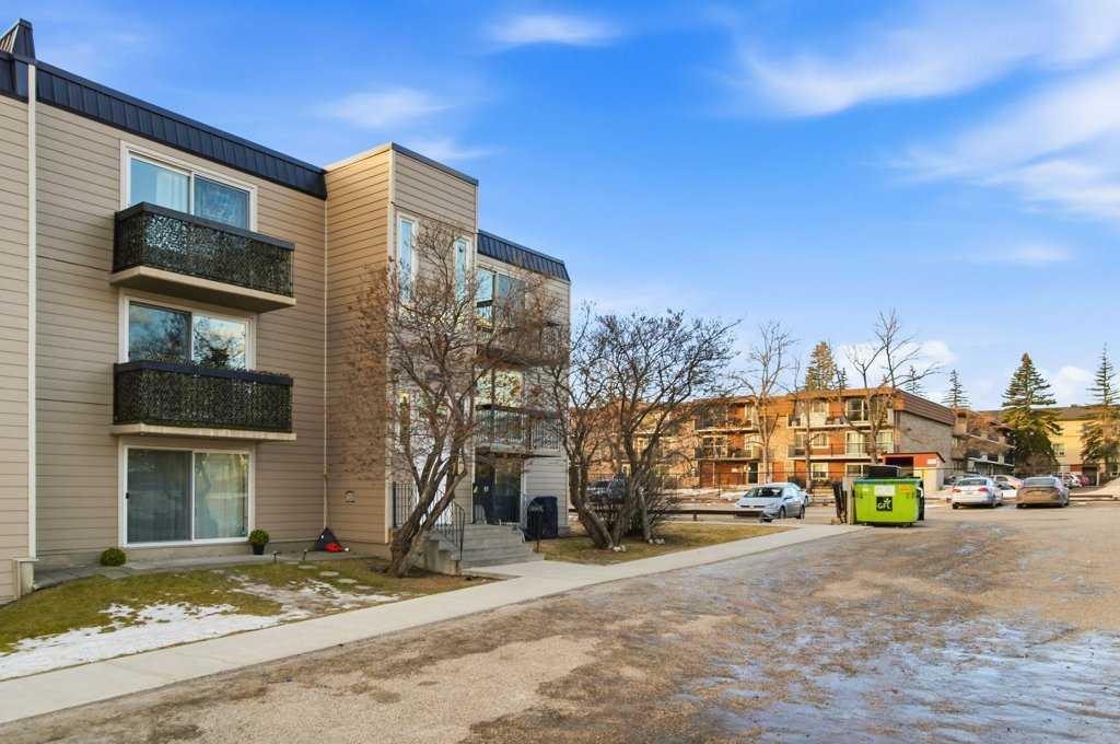 315 Heritage Drive SE 105