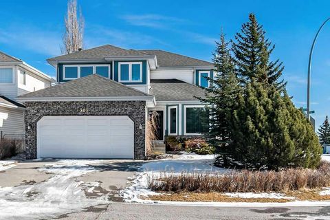 Photo of 303 Schubert Place NW, Calgary, AB T3L 1X2 (MLS # A2292689)