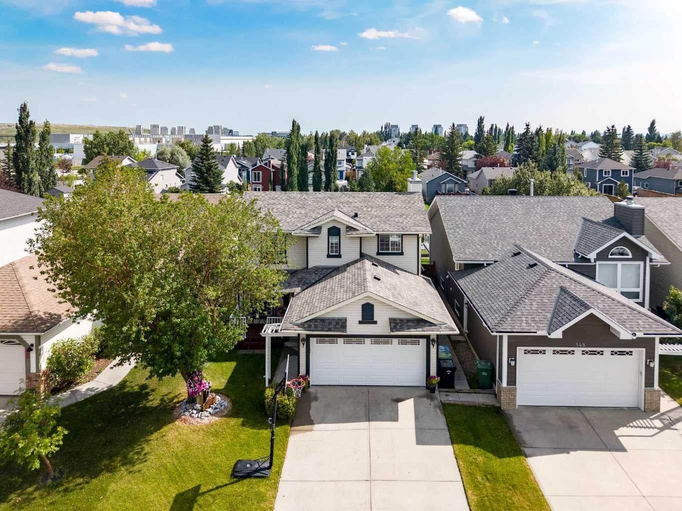 144 Riverstone Crescent SE