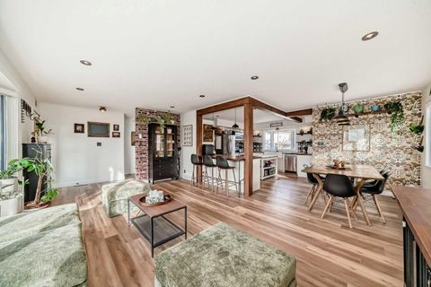 2155 Mackid Crescent NE Calgary AB T2E 6B5