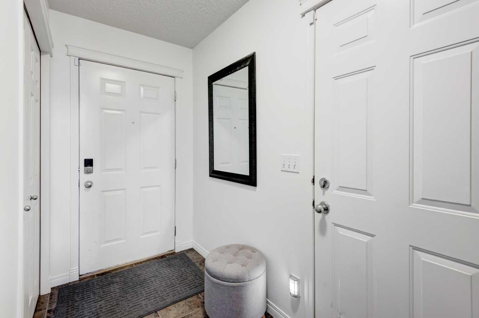 219 Copperfield Lane SE