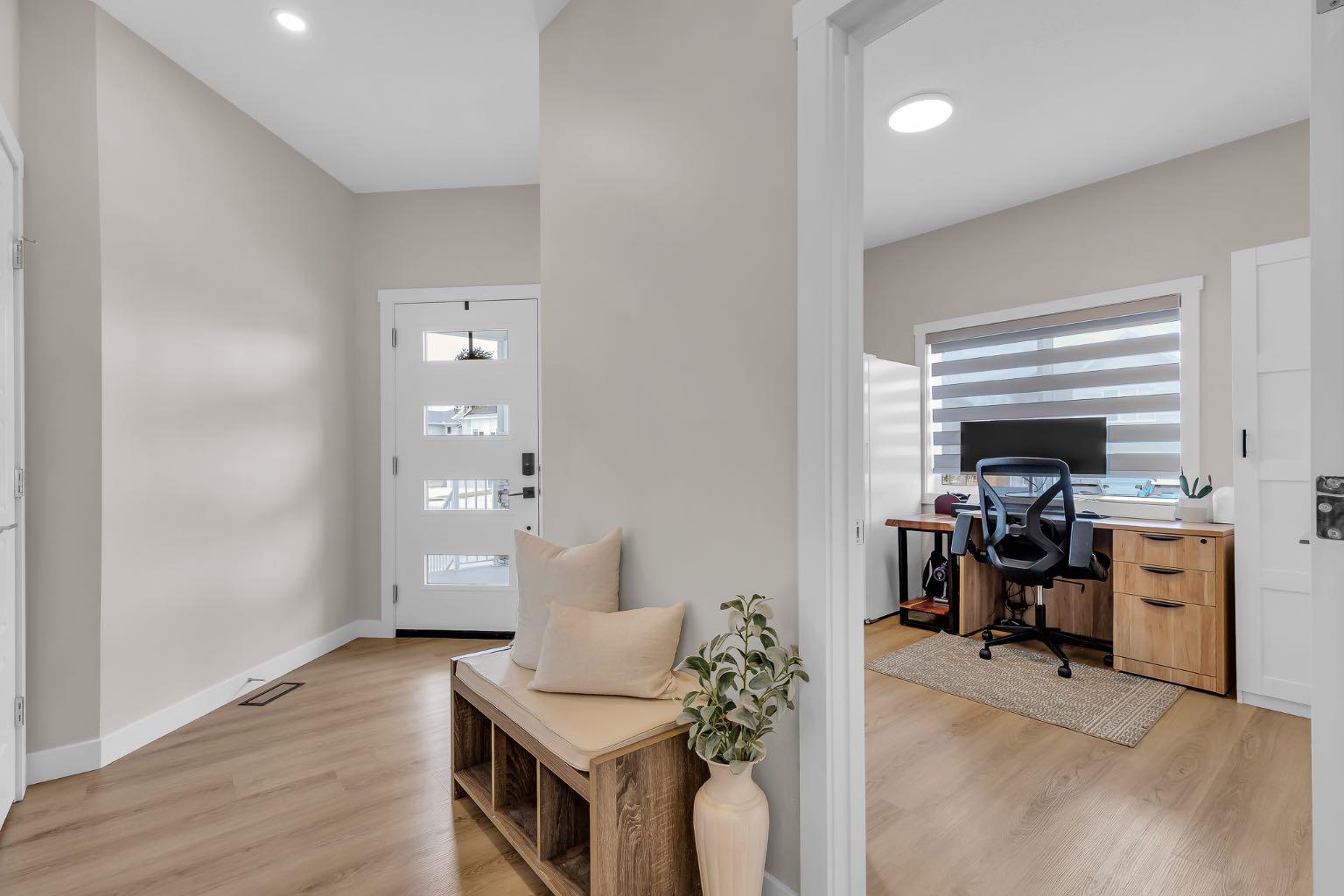 315 Monterey Place SE