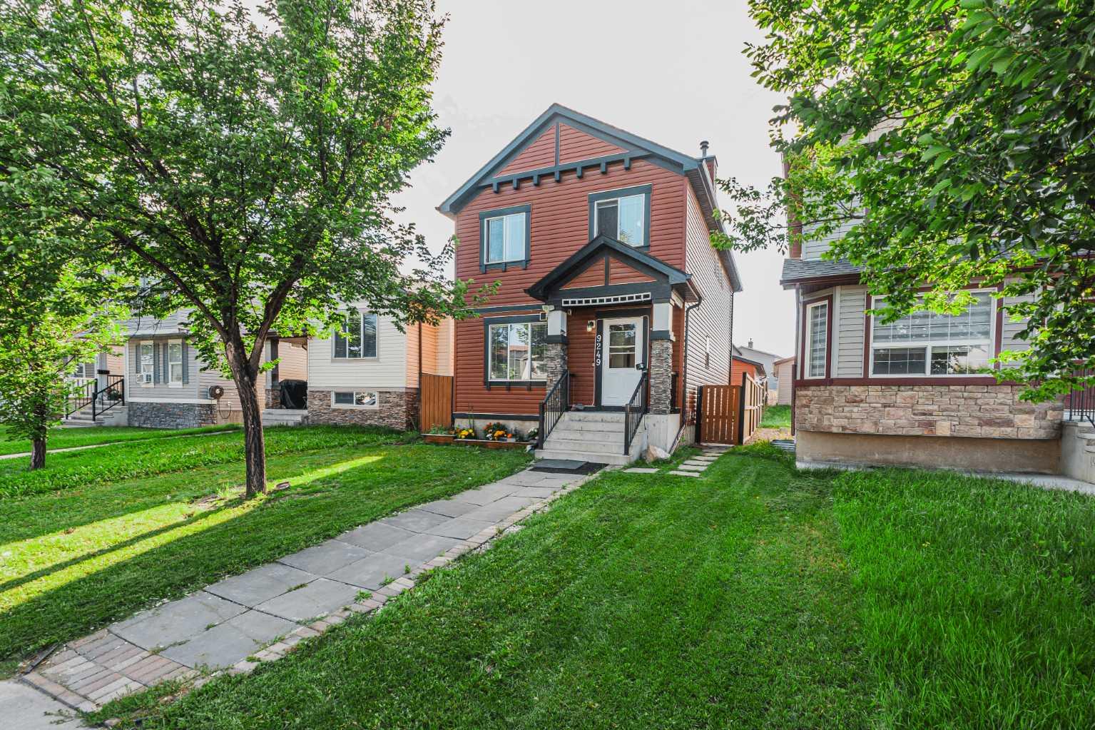 9249 Saddlebrook Drive NE