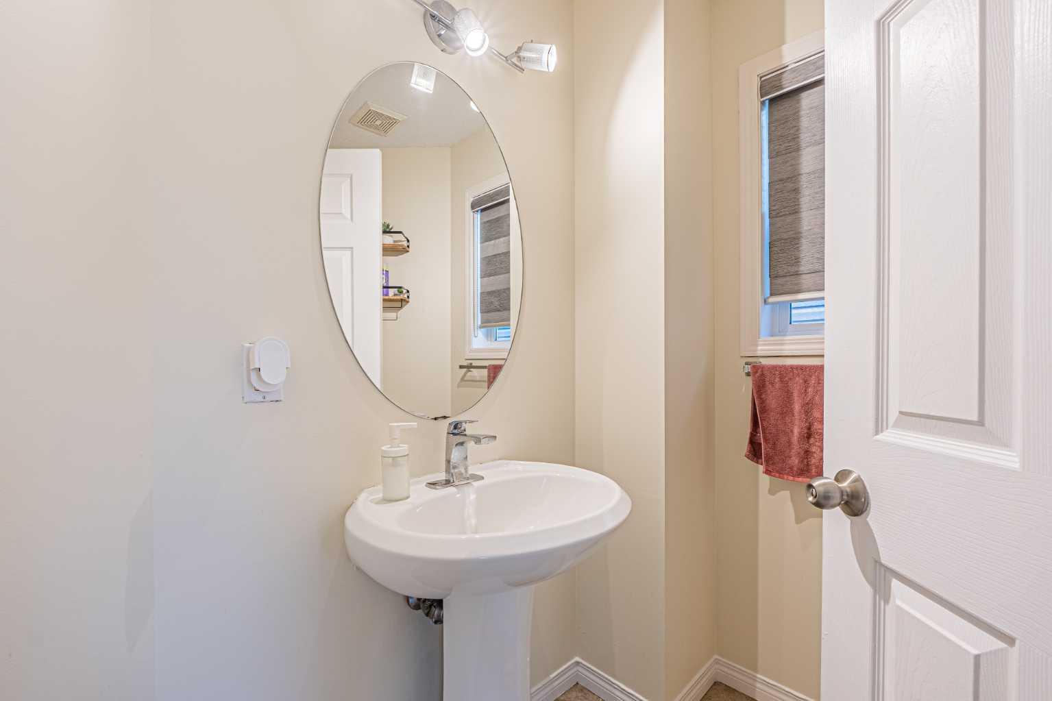 9249 Saddlebrook Drive NE