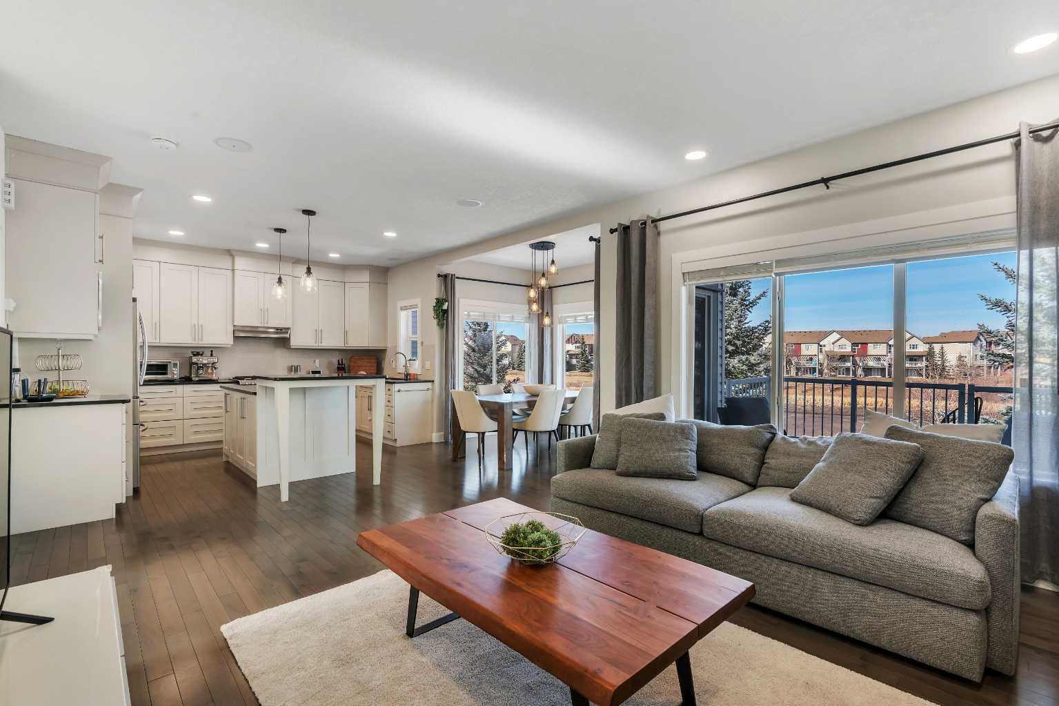 135 Copperleaf Crescent SE