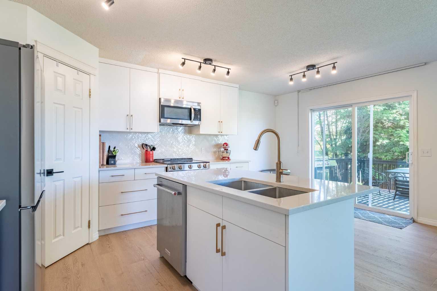 76 Cranfield Place SE
