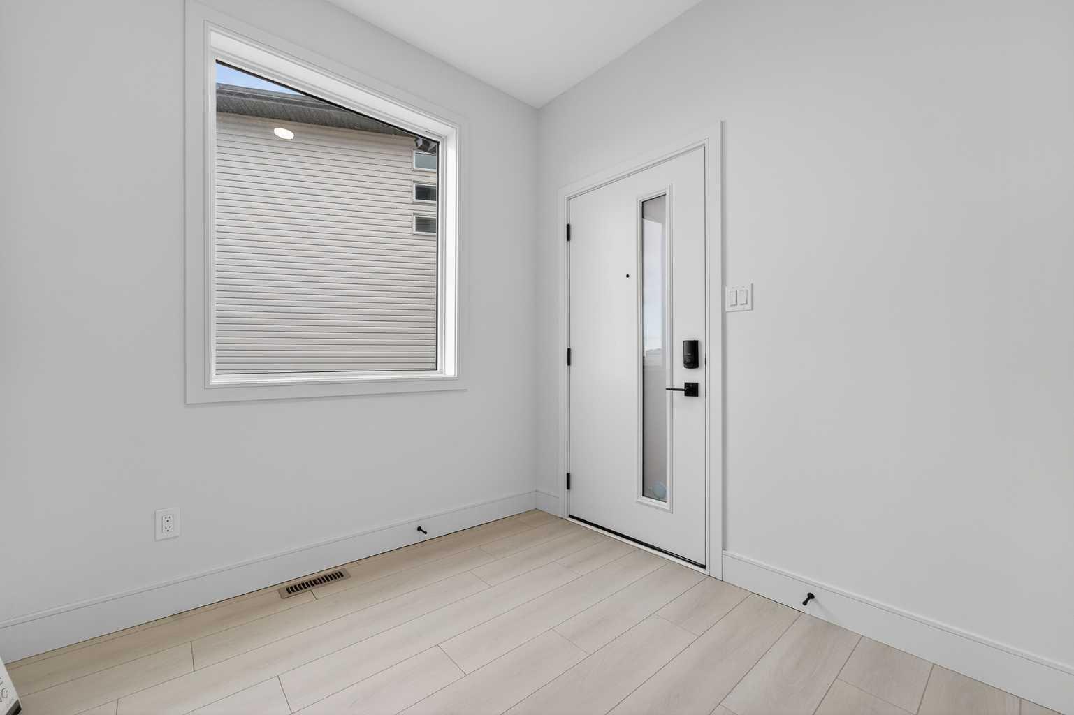 241 Blackwolf Place N