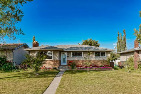 1819 38 Street SE Calgary AB T2B 0Z4