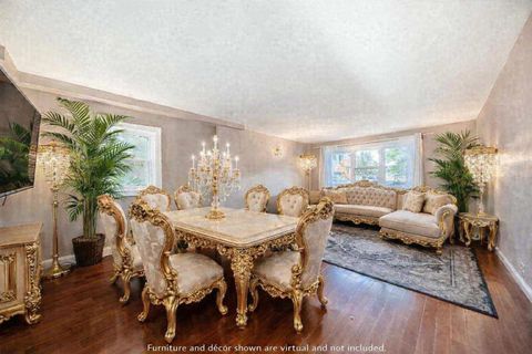 Photo of 3511 15 Street SW #1, Calgary, AB T2T 4A4 (MLS # A2293669)