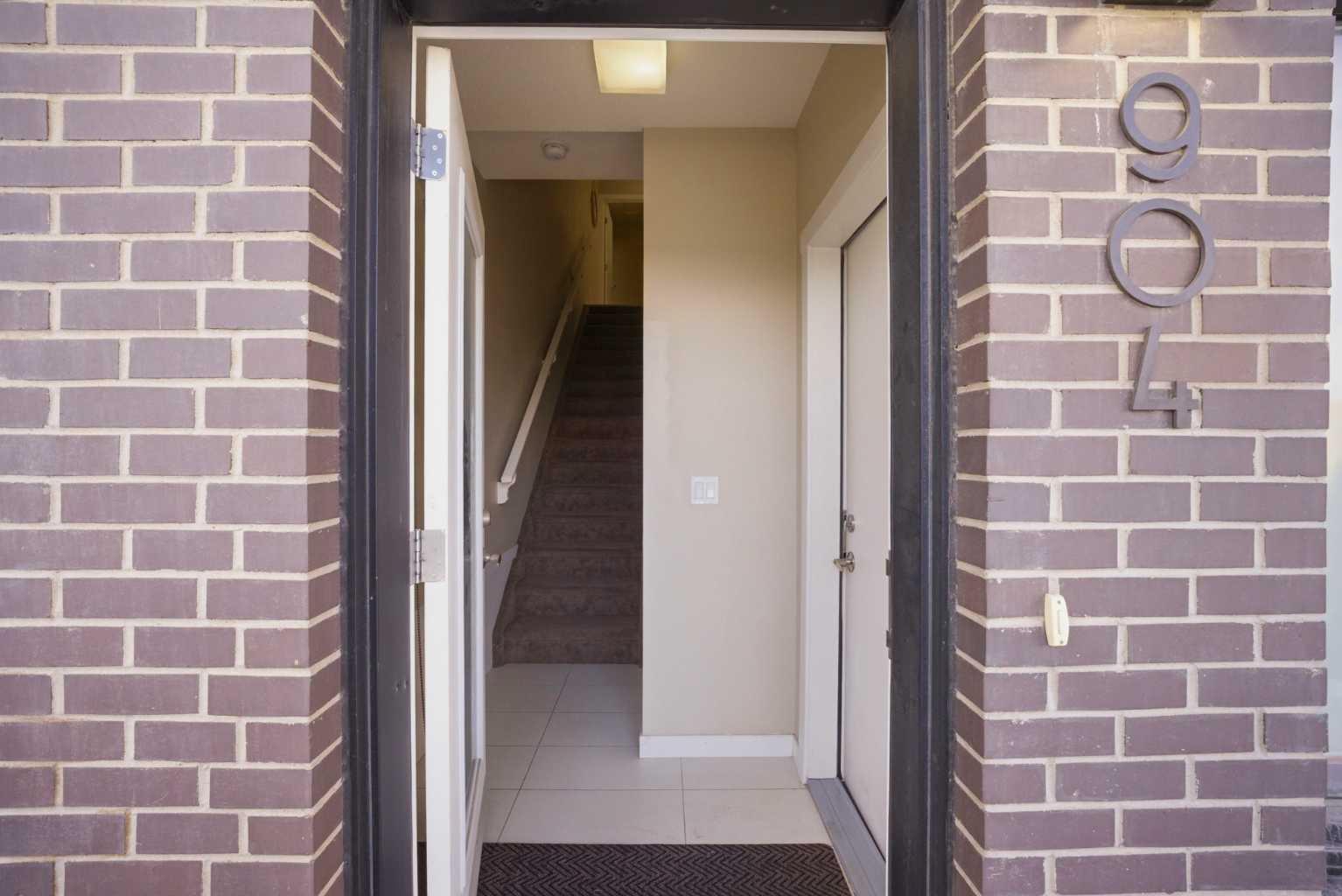 218 Sherwood Square NW 904