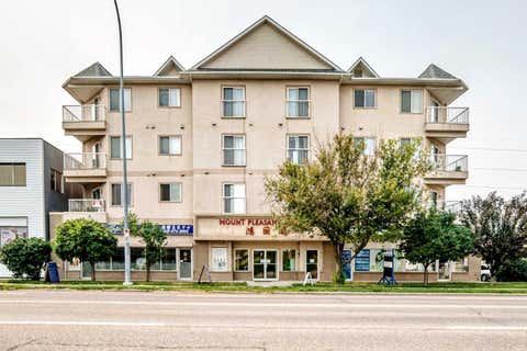 Photo of 1905 Centre Street NW #301, Calgary, AB T2E 2S7 (MLS # A2335806)