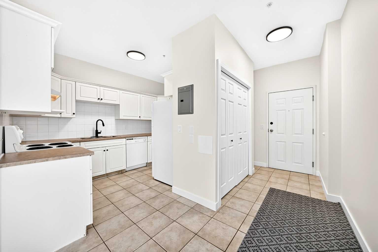 1905 Centre Street NW 301