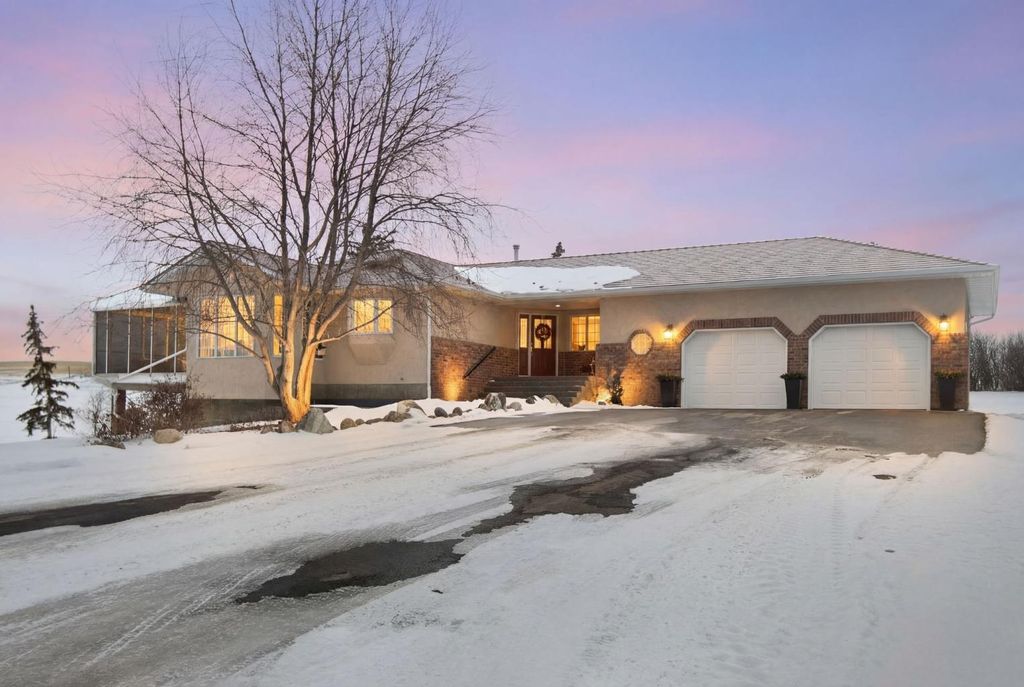 Photo of 11203 Township Road 292, Rural Rocky View County, AB T0M 0S0 (MLS # A2292342)